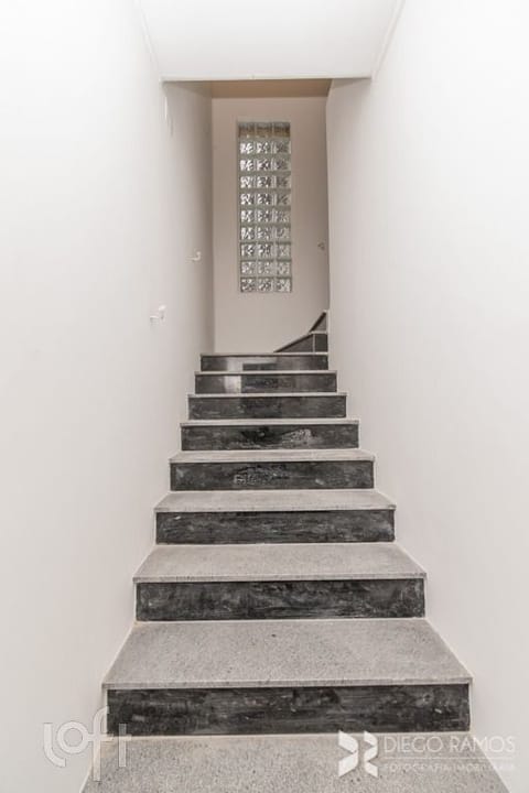 Image 30 - 227656